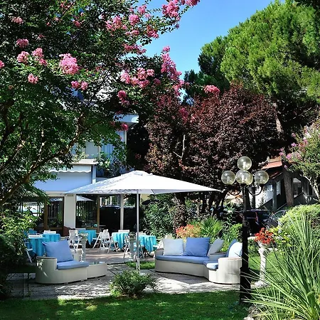Hotel Antea 3*